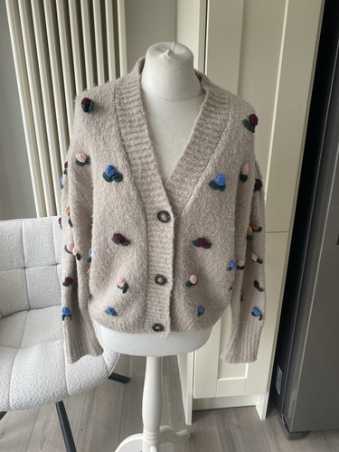 Zara chunky ecru beige flower - zara,