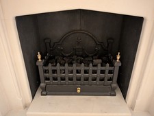 Magiglo Custom 18 Plus/B Gas Fire with Cast Iron Fireplace & Coals