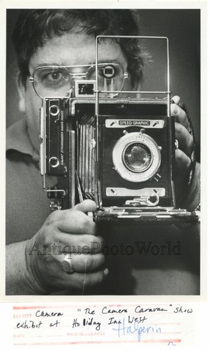 Photographer with speed - with,
