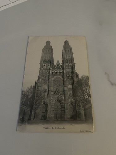 Cathedrale postcard by - la,
