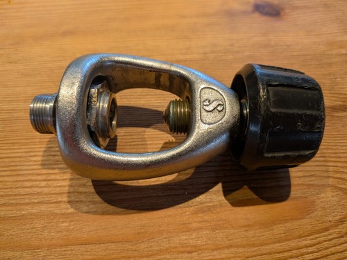 Scubapro 1st stage yoke - scubapro,