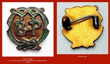 UK Girl Guides - Early Girl Guide Section Green Enamelled Warrant pin badge ^