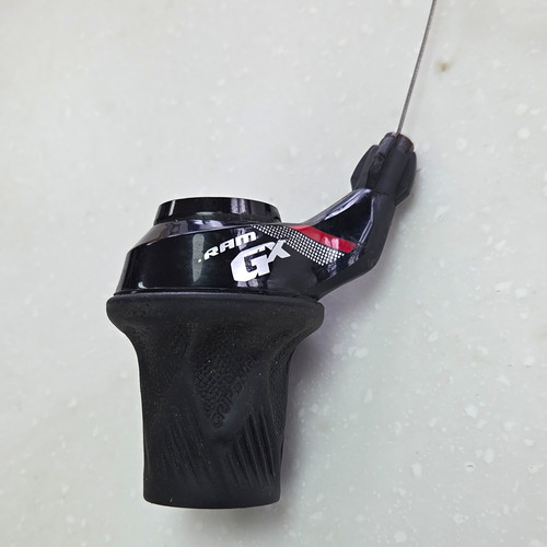 Sram right twist grip 11 - right,