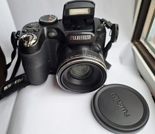 Fujifilm FinePix S2950 for