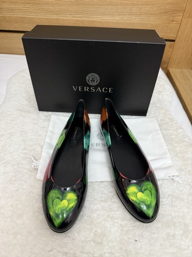 Versace heart print shoes - heart,