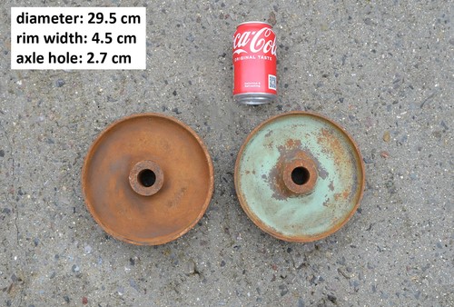 Pair iron wheels old - of,