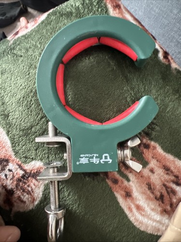 Cable tray pulley roller - tray,