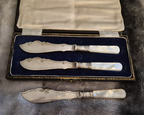 Antique butter knives - butter,