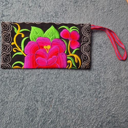 Embroidered floral clutch bag - embroidered,