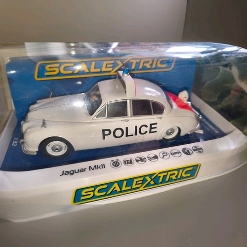 New scalextric c4420 - new,