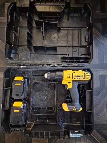 Dewalt dcd776 18v ion - 18v, li-ion