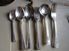 VINTAGE,Viners  31 Piece  Cutlery  SILVER PLATED, BEAD DESIGN,GOOD CLEAN CONDITI