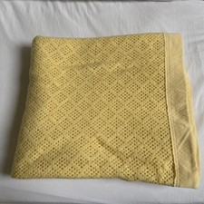 1 x Soft Yellow Cellular