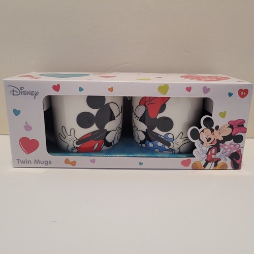 Disney mickey minnie kissing - mickey, &
