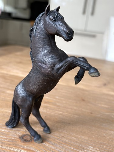 Schleich 2006 rearing - schleich,