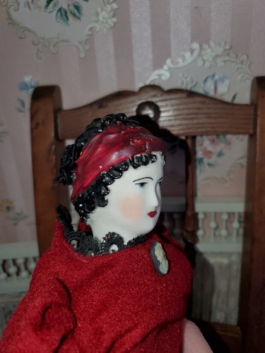 Antique reproduction - 16",
