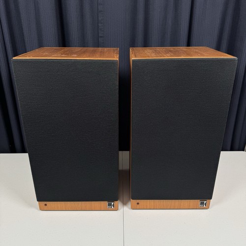 Kef reference series model - reference,