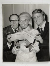 Singer Janie Marden