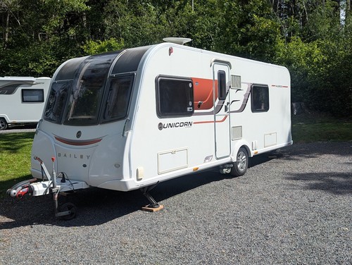 Bailey unicorn valencia series - unicorn,