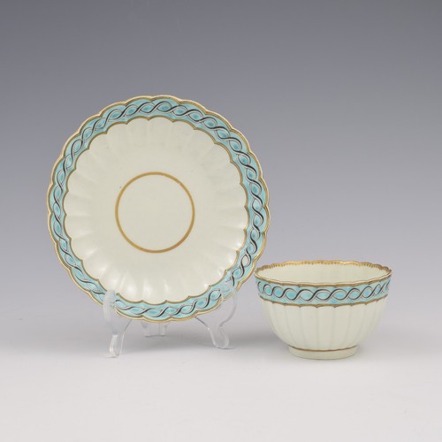 Pretty worcester porcelain - pretty,