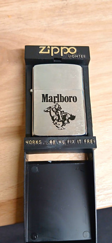Zippo marlboro tobacco - marlboro,