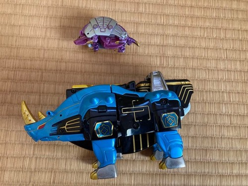 Power rangers wild force rhino - rangers,