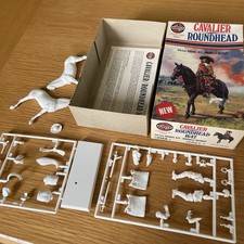AIRFIX CAVALIER ROUNDHEAD 1642