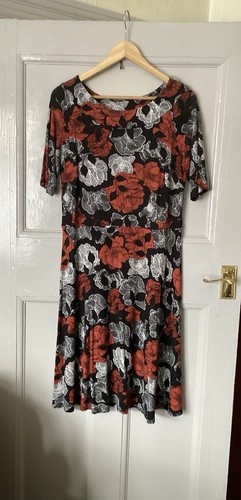 Bonmarche size spring midi - size, 14