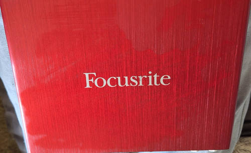 Focusrite scarlett 18i8 - focusrite, 2nd