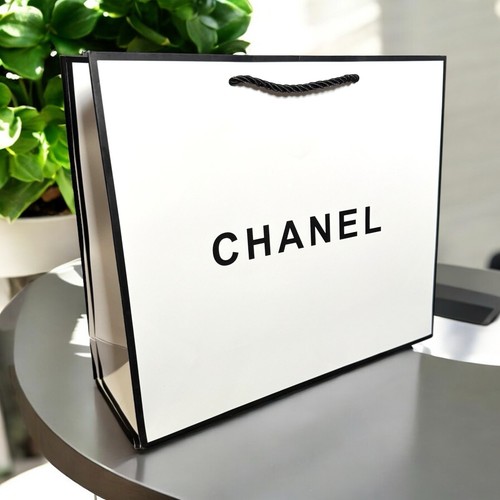 New chanel classic white - new,