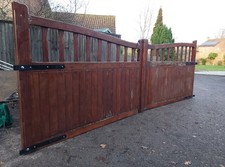 Hardwood Driveway Gates 16ft