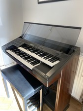 Yamaha Electrone EL-40 Organ With Stool