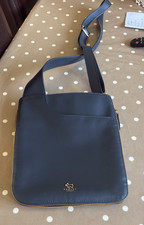 NEW RADLEY NAVY LADIES SHOULDER STRAP HANDBAG  (SHER)