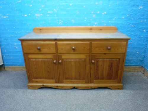Solid chunky 3door 3drawer - chunky,