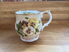 Vintage Queens Crownford