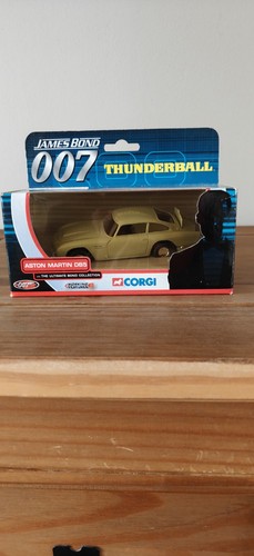 James bond 007 aston - james,