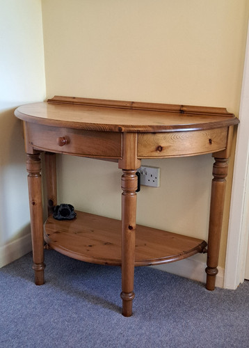 Ducal solid pine half moon