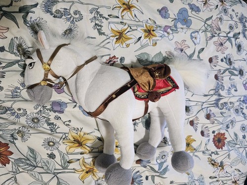 Disney store maximus white - maximus,