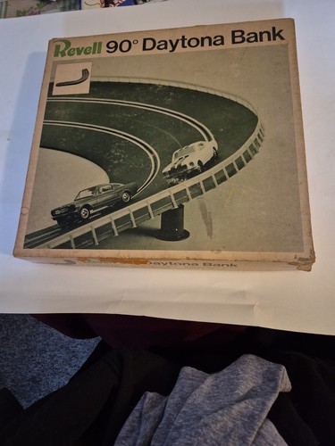 Revell degree daytona bank - 90,