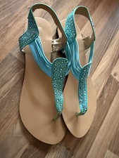 Pavers Sandals Toe Fit Size 7