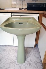 Used Avocado Basin And Pedestal From 1980s