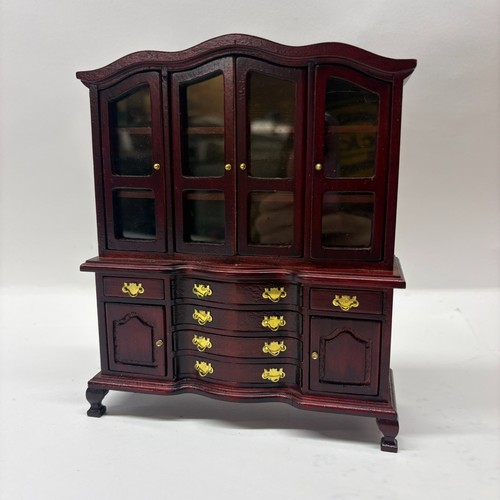 12th scale dolls house - scale,