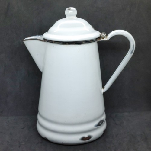 Vtg large white enamelware - large,