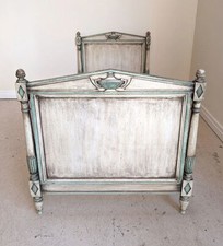 DECORATIVE FRENCH ANTIQUE SINGLE DIRECTOIRE DAYBED