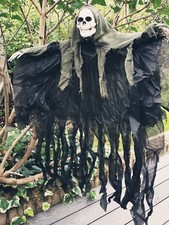 4ft hooded skeleton halloween - hooded,
