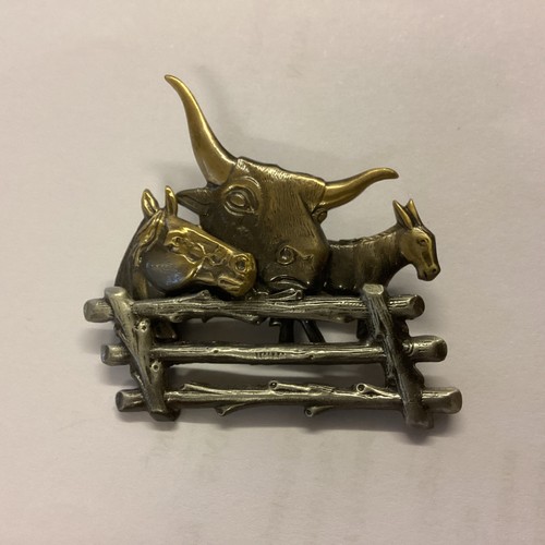 Vintage brooch pin - brooch, wild