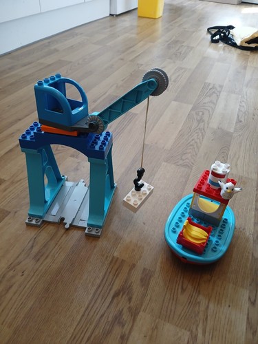 Lego duplo 10875 crane with - crane,