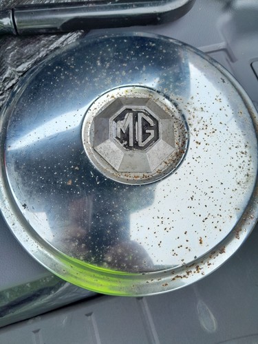 1100 1300 hubcap with - mg, or