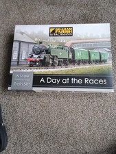 Graham Farish A Day at the