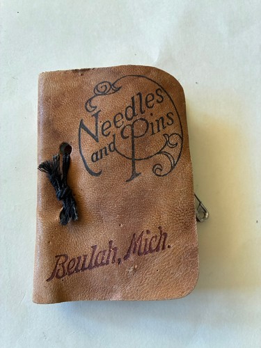Vintage needles and pins - needles,